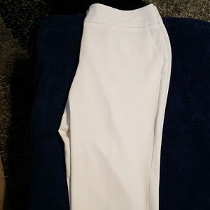 Women's White Capris